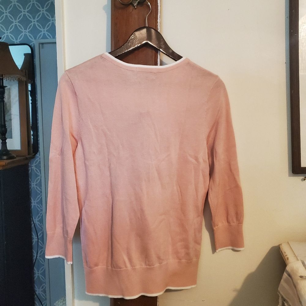 Lands end light weight pink sweater with a bear size small NWT - Picture 5 of 8